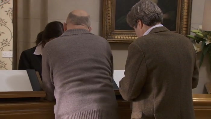 YEAH, THANK YOU. LOOK, THE ONE WITH STEWART WRITTEN ON IT. 