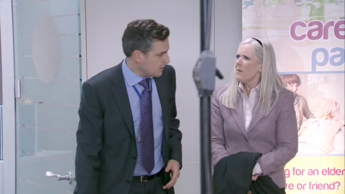 WHO AM I? FUCKING KIRSTY WARK?  