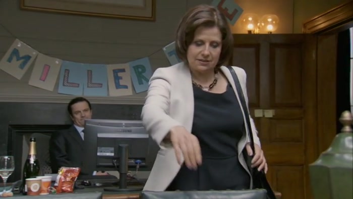 I, ER, ACTUALLY I'LL JUST GRAB... ONE OF THOSE. 
